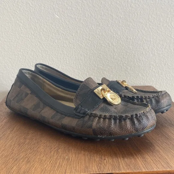 Michael Michael Kors Signature Brown &amp; Black Slip On Loafers Gold Lock, 7.5M