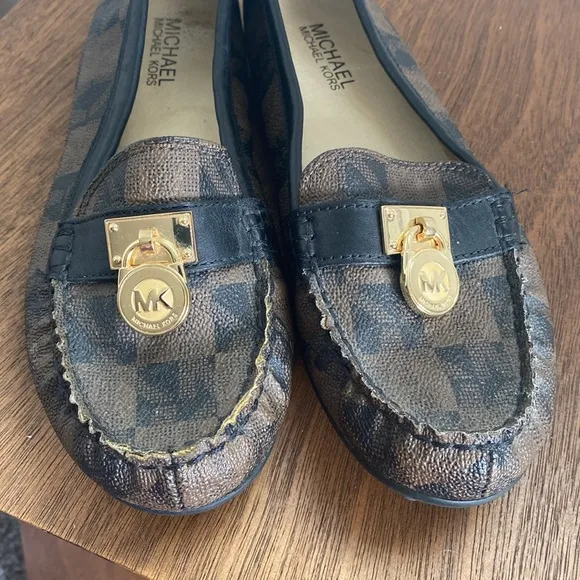 Michael Michael Kors Signature Brown &amp; Black Slip On Loafers Gold Lock, 7.5M