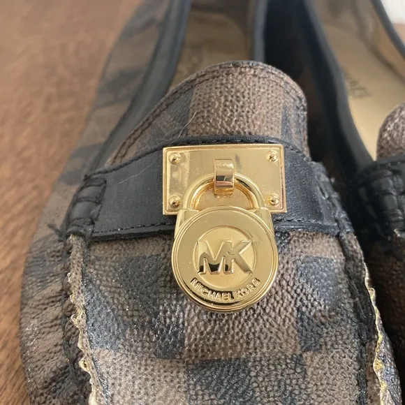 Michael Michael Kors Signature Brown &amp; Black Slip On Loafers Gold Lock, 7.5M