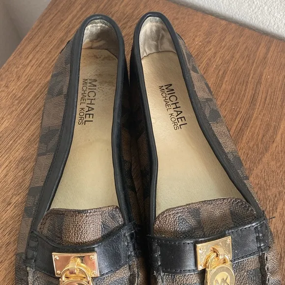 Michael Michael Kors Signature Brown &amp; Black Slip On Loafers Gold Lock, 7.5M