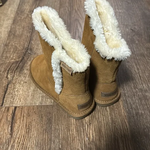 Minnetonka boots