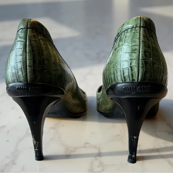 Miu Miu Green Embossed Pointed Toe Leather Pumps