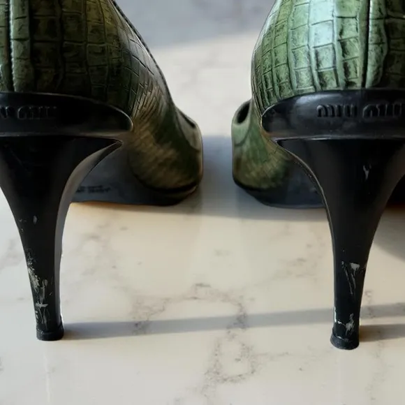 Miu Miu Green Embossed Pointed Toe Leather Pumps
