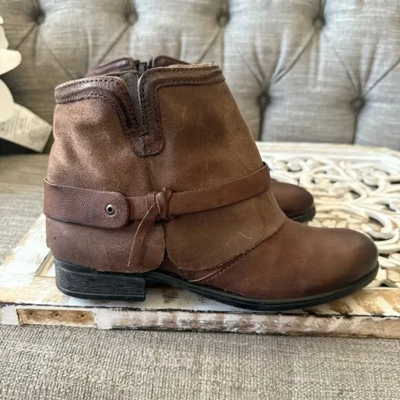 Miz Mooz Brown Leather Ankle Boots Women’s 39 8.5 NEW