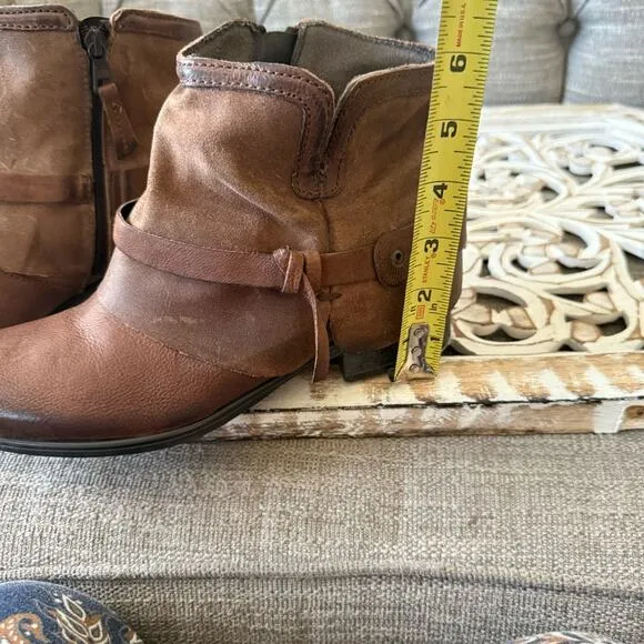 Miz Mooz Brown Leather Ankle Boots Women’s 39 8.5 NEW