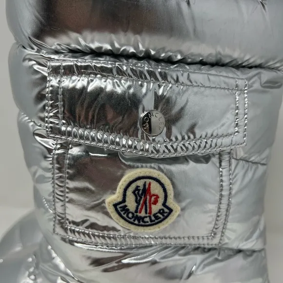 Monclear Gaia Pocket Mid Snow Boot Silver | 9.5
