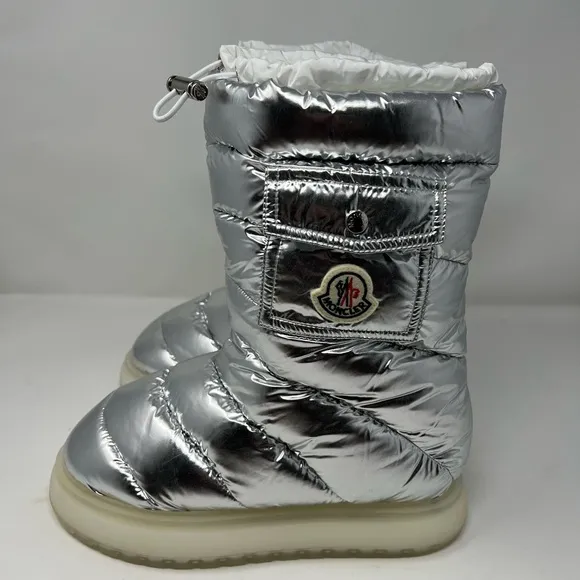 Monclear Gaia Pocket Mid Snow Boot Silver | 9.5