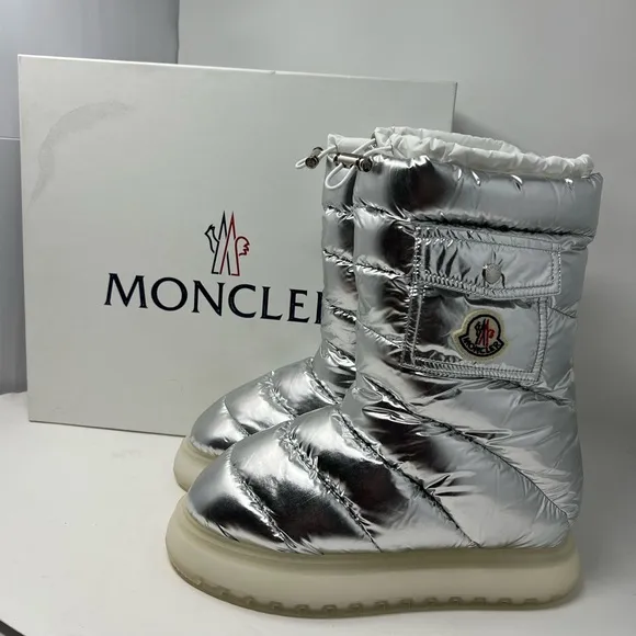Monclear Gaia Pocket Mid Snow Boot Silver | 9.5
