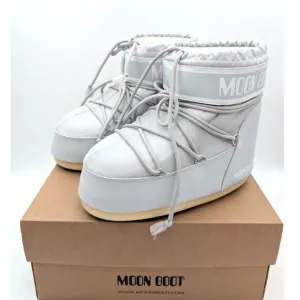 Moon Boot Icon Low Glance Silver Satin Snow Boots Women's Size US 9/10.5 EU42/44