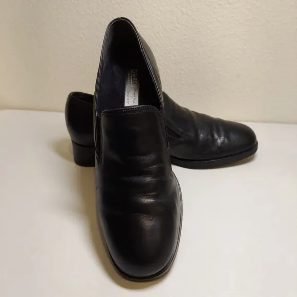 Munro Shoes Women's Size 7 Black Leather Loafer Slip On Low Block Heel