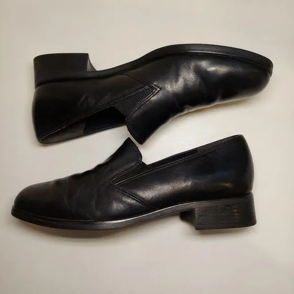 Munro Shoes Women's Size 7 Black Leather Loafer Slip On Low Block Heel