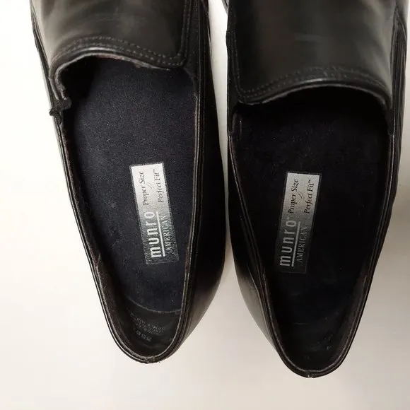 Munro Shoes Women's Size 7 Black Leather Loafer Slip On Low Block Heel