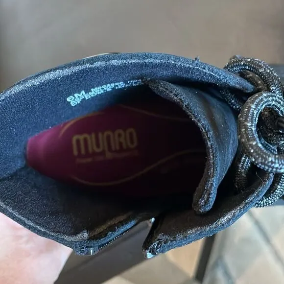 Munro Women’s Bradley II Boots Black size 6M