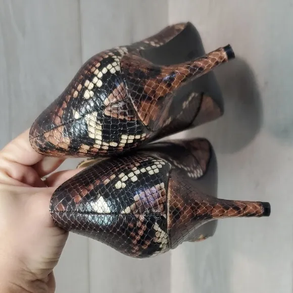 Naturalizer Womens Evan Snake Ankle Leather Pointed Toe Heels Shoes sz 9M