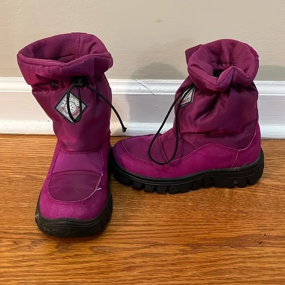 Naturino Girl’s Purple Snow Boots Size 31
