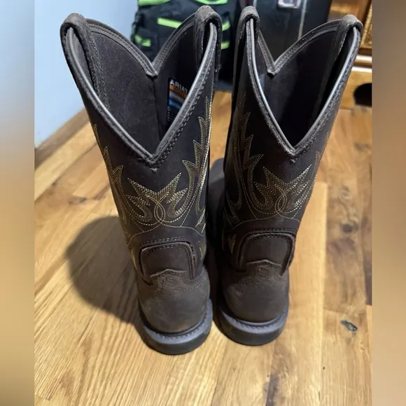 New ariat men’s boots