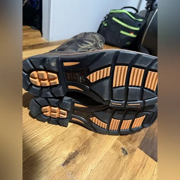 New ariat men’s boots