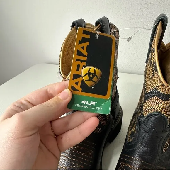 NEW Ariat Women’s Black Gold Fatbaby Heritage Vivid Western Boots Size 6B
