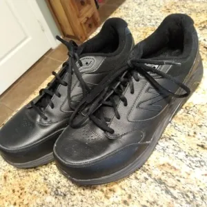 New Balance 928 V3 MW928BK3 Black Leather Casual Shoes Sneakers Men's US 12 EUC