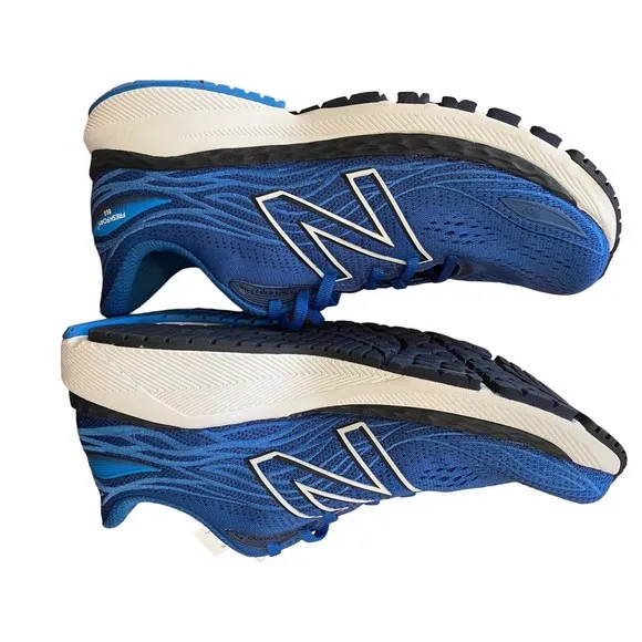 New Balance Men's Size 8 Blue Fresh Foam 860 Running Shoes M860B12