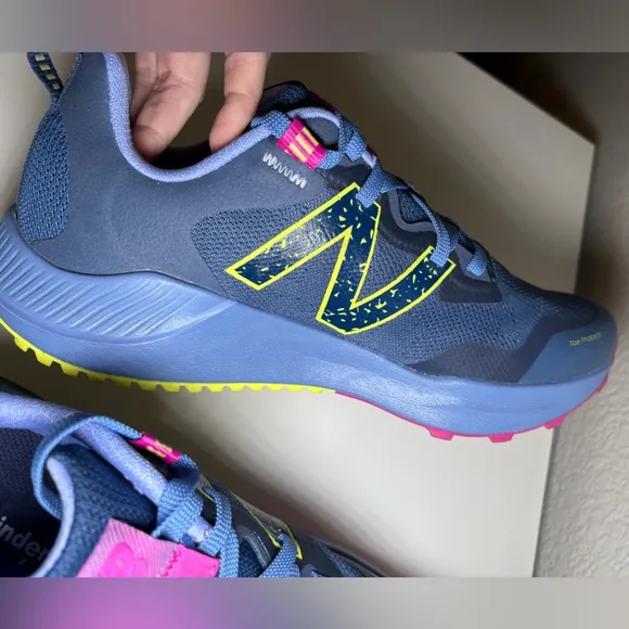 New Balance Womens Dynasoft Nitrel V4 WTNTRCN4 Blue Running Shoes Sneaker Sz 9.5