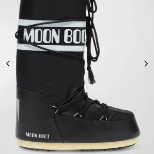 NEW…. Black Moon Boot Snow Boots