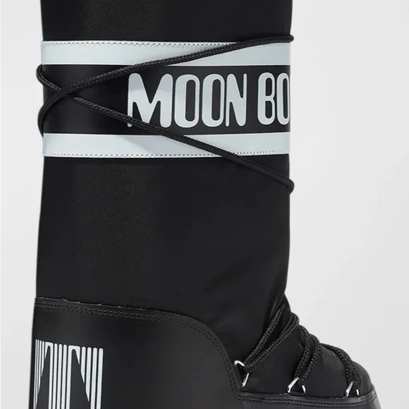 NEW…. Black Moon Boot Snow Boots