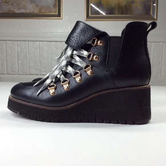 New Cole Haan Zerogrand Explorer Black Leather Wedge Lace Up Boots Women 7