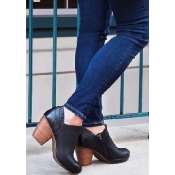 NEW Dansko Marcia Ankle Boots Clogs •Women 41/ 10• Leather Black Booties $189
