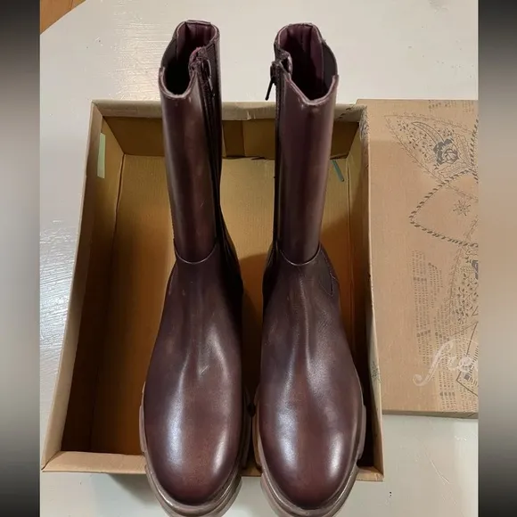NEW Free People Women US 10.5 Brooks Chelsea Boots Cherry Brown Leather Lug Sole