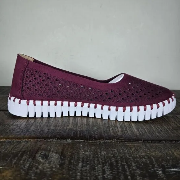 NEW Ilse Jacobsen Hornbaek Tulip Womens Size 9 EU 39 Loafer Shoe Winetasting