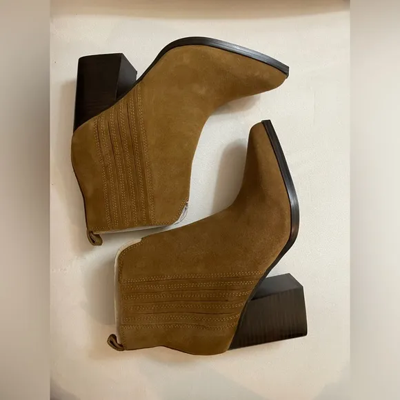 New Marc Fisher Women’s Maree Stretchy Ankle Boots Dark Natural Size 9.5