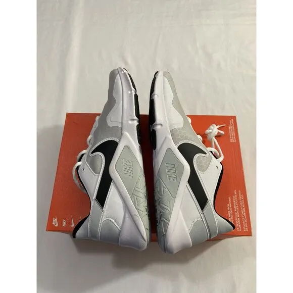 New Mens Size 11.5 White Black Nike Legend Essential 2 Training Shoes CQ9356 002