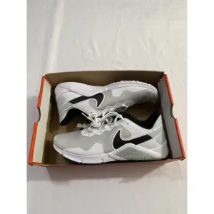 New Mens Size 11.5 White Black Nike Legend Essential 2 Training Shoes CQ9356 002