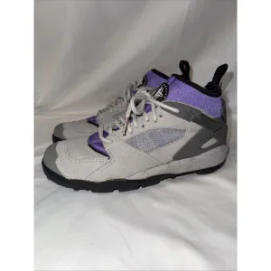 New Nike ACG Air Revaderchi Mid top Hiking Shoes Granite Women’s Size 8