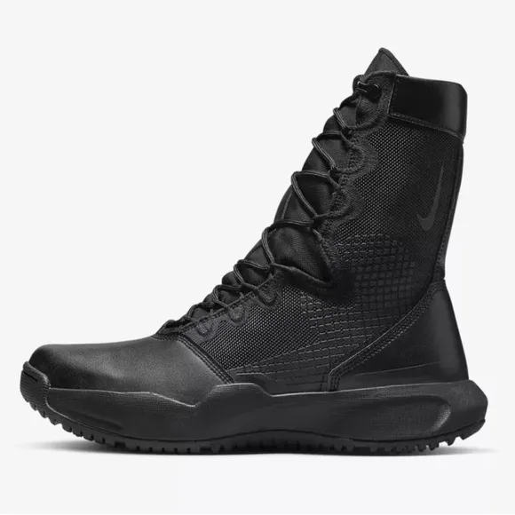 NEW Nike SB B1 Tactical Boots DX2117-001 Black