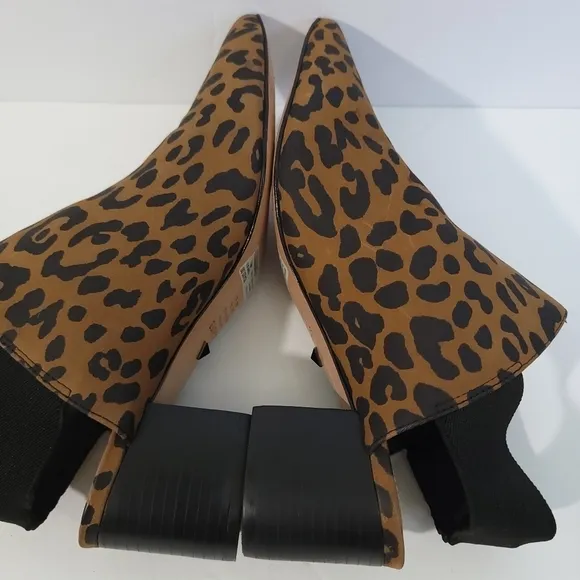 NEW SCHUTZ Animal Print Slink Back Nobuck Willwood Close Toe Slip-On Shoes Sz 38
