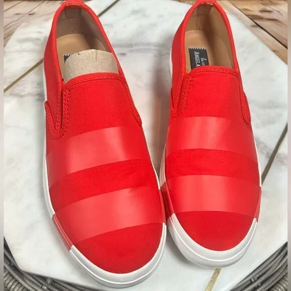 NEW The Office of Angela Scott Hammonds Slip-on Sneaker Shoes Size 6
