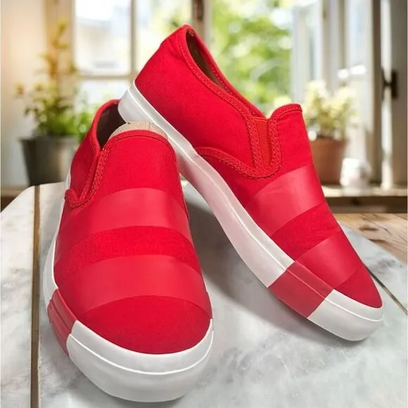 NEW The Office of Angela Scott Hammonds Slip-on Sneaker Shoes Size 6