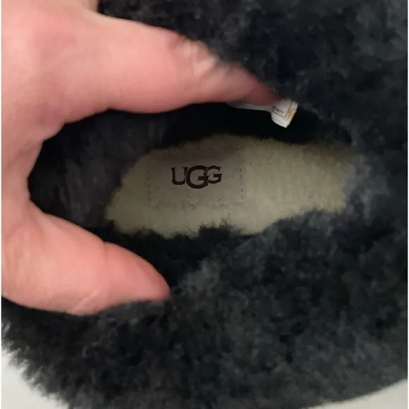 NEW UGG Bodie black suede ankle boots