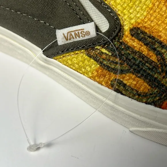 NEW Vans Classic Slip-On Cactus Tapestry Shoes  SZ - W9/M7.5