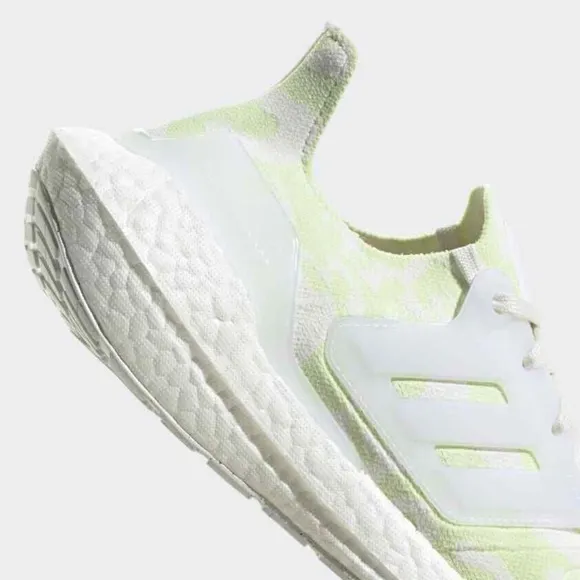 [NEW] Women's Adidas UltraBoost 22 Shoes Size 9 GX6302