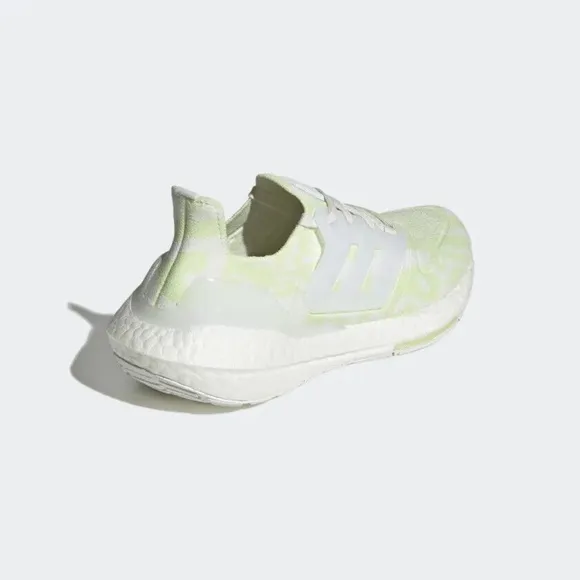 [NEW] Women's Adidas UltraBoost 22 Shoes Size 9 GX6302