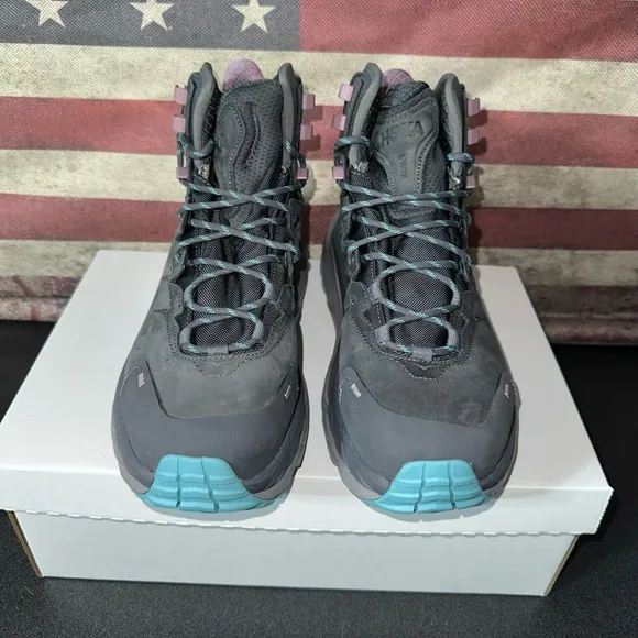 New women’s Hoka KAHA 2 GTX Gore-Tex Vibram Boots size 9