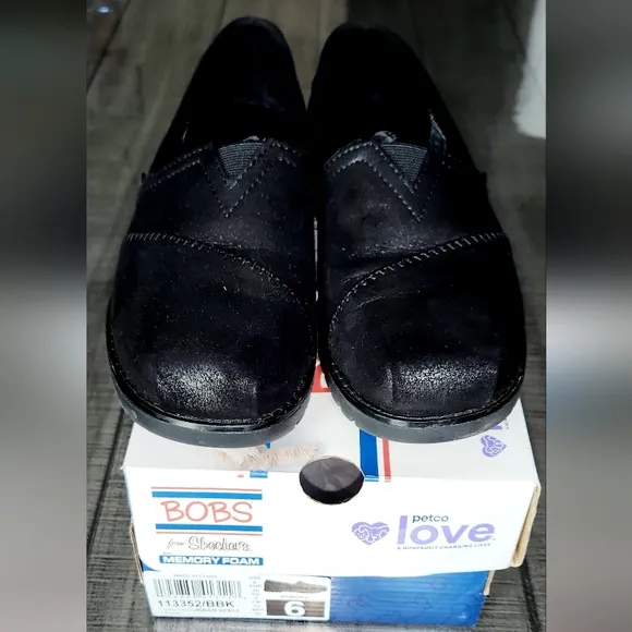 NIB BOBS From Sketchers