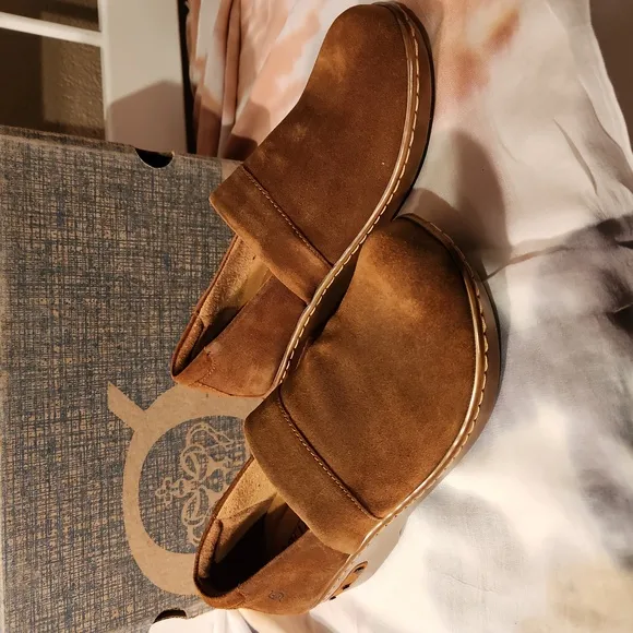 NIB BORN WOMEN'S BAILIE GLAZED GINGER BROWN CLOG SIZE 8.5