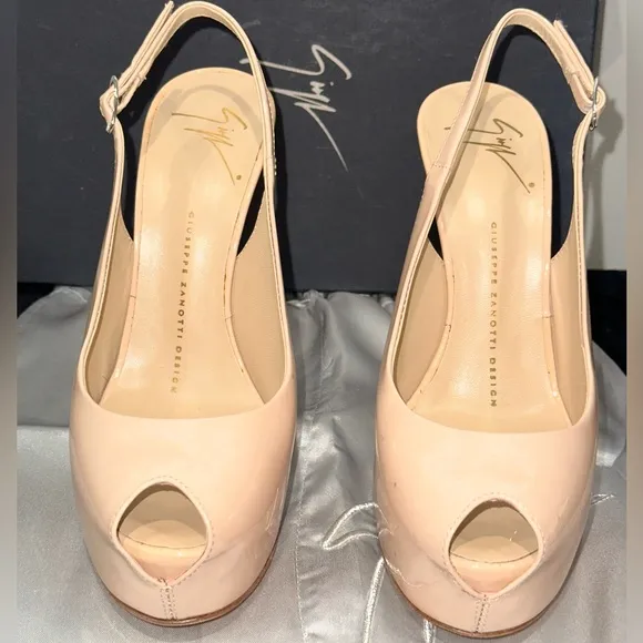 NIB Giuseppe Zanotti Nude patent peeptoe platform heels - Sz 7 or 37