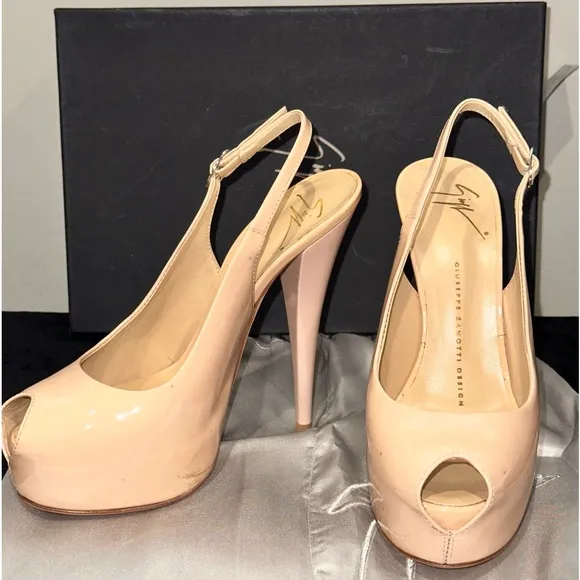 NIB Giuseppe Zanotti Nude patent peeptoe platform heels - Sz 7 or 37
