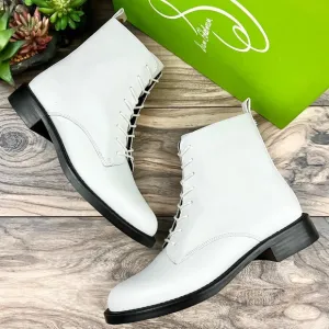 NIB Sam Edelman Nina Lace Up Ankle Combat Boots Bootie White Leather