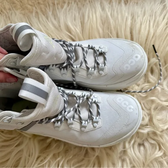 Nike ACG Gaiadome Gore-Tex White Boots